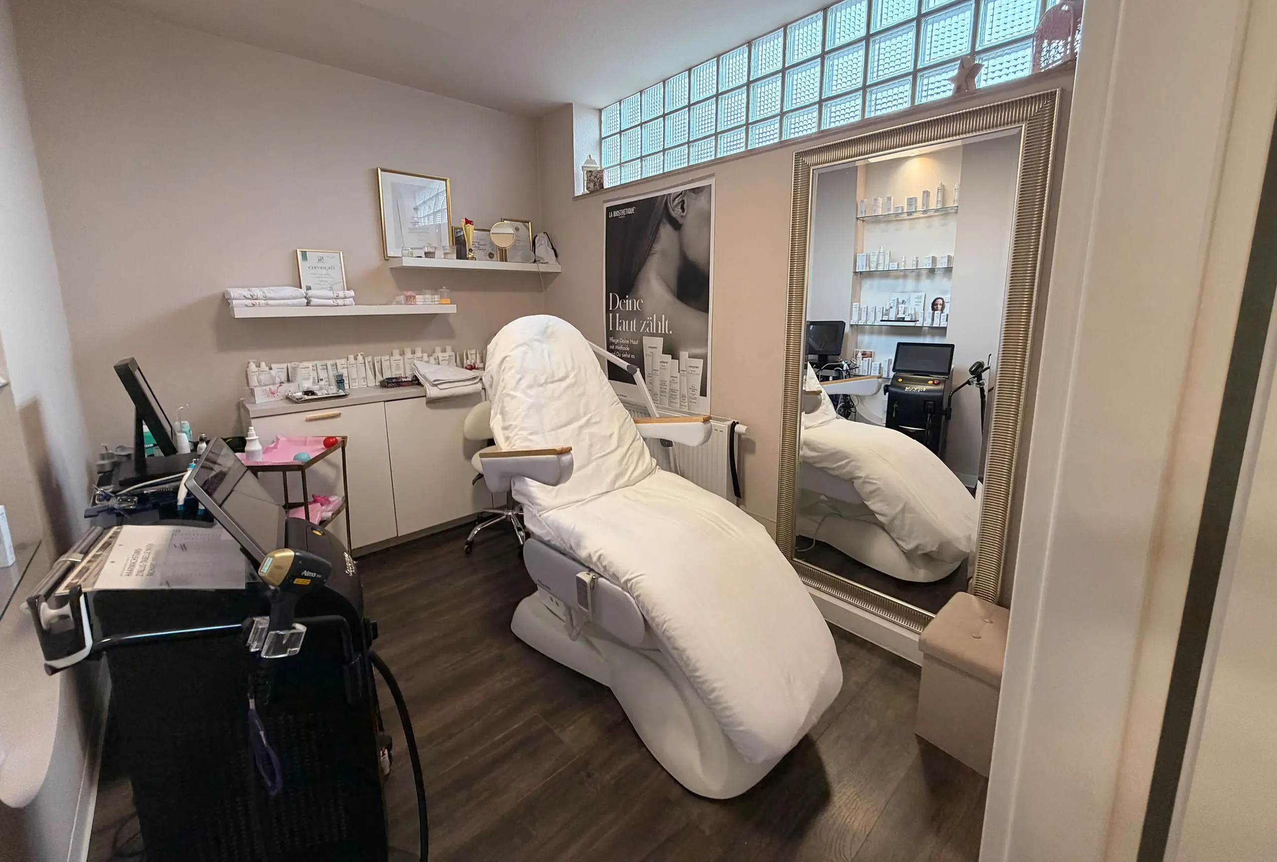 Friseur Kosmetik Tribell Beauty Salon 6